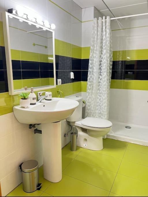 Piso Con Terraza A 5 Min Del Mar Apartment Alcanar Ngoại thất bức ảnh